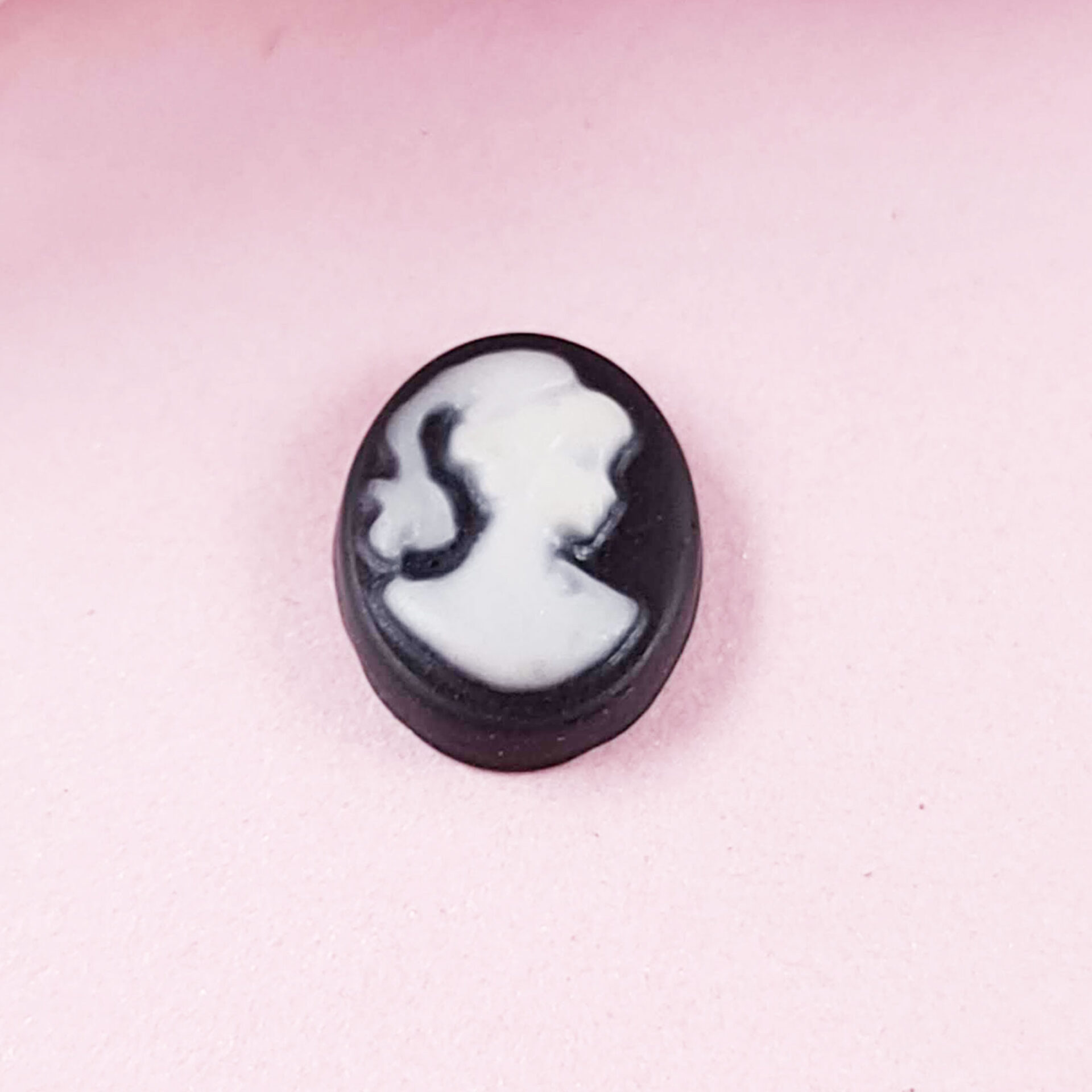 Cameo Floating Charm
