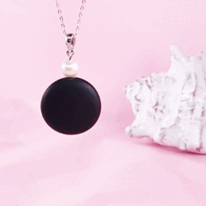 Pearl and Onyx Necklace