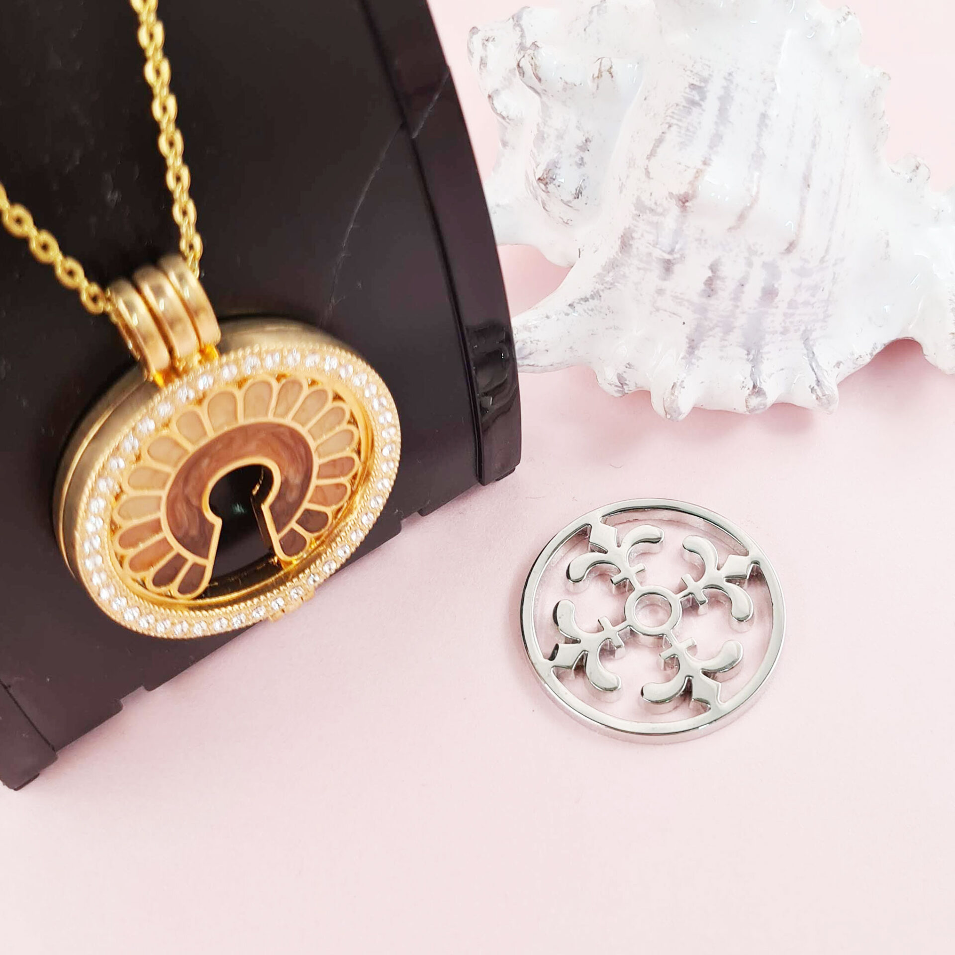 Interchangeable Coin Jewellery