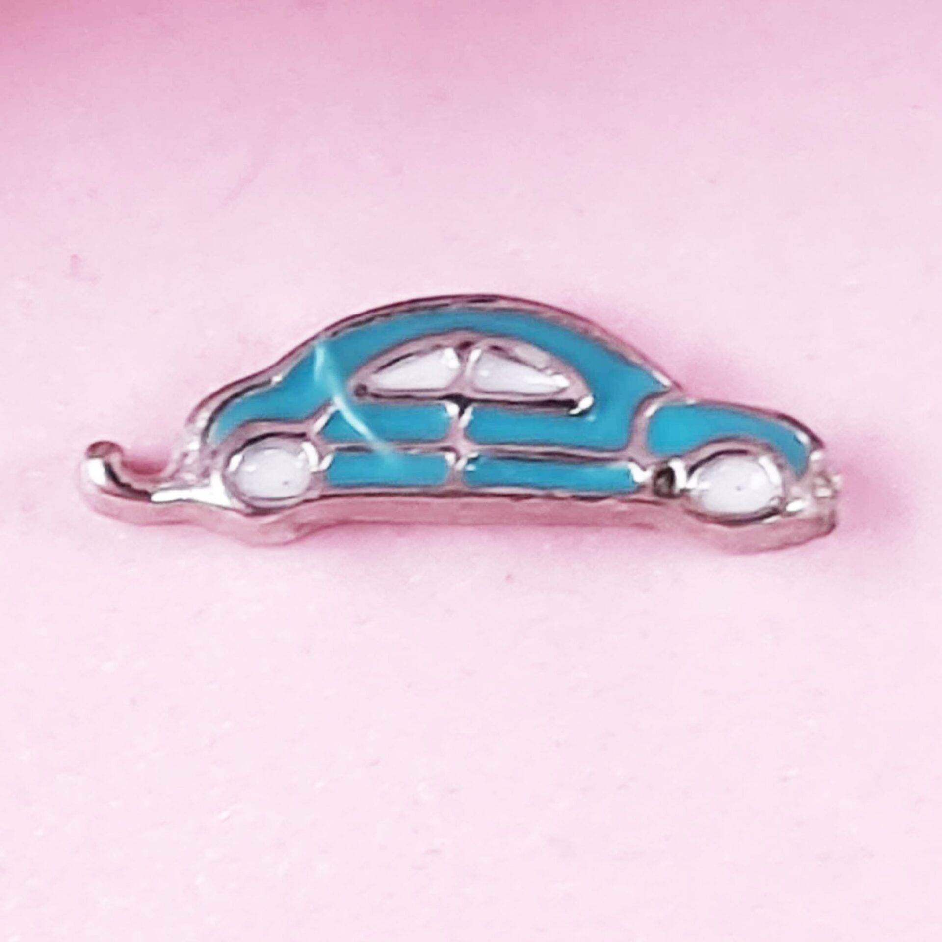 Car with Tow Bar Floating Charm