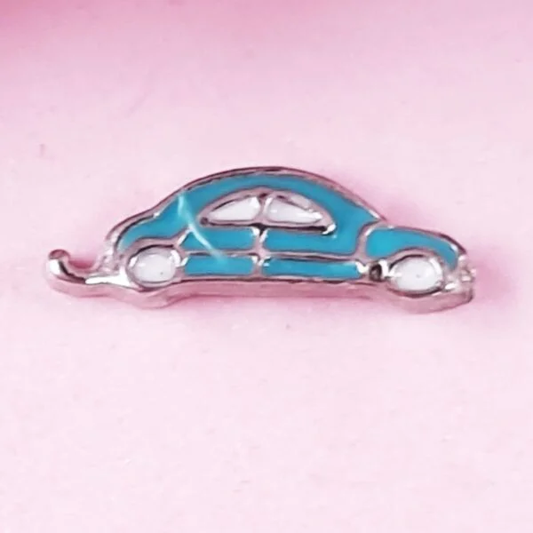 Car with Tow Bar Floating Charm