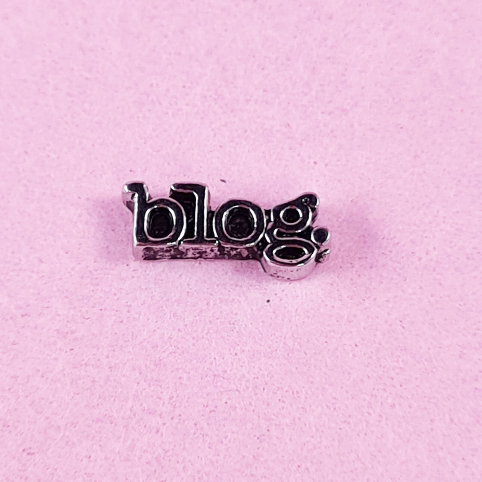 Blog Floating Charm