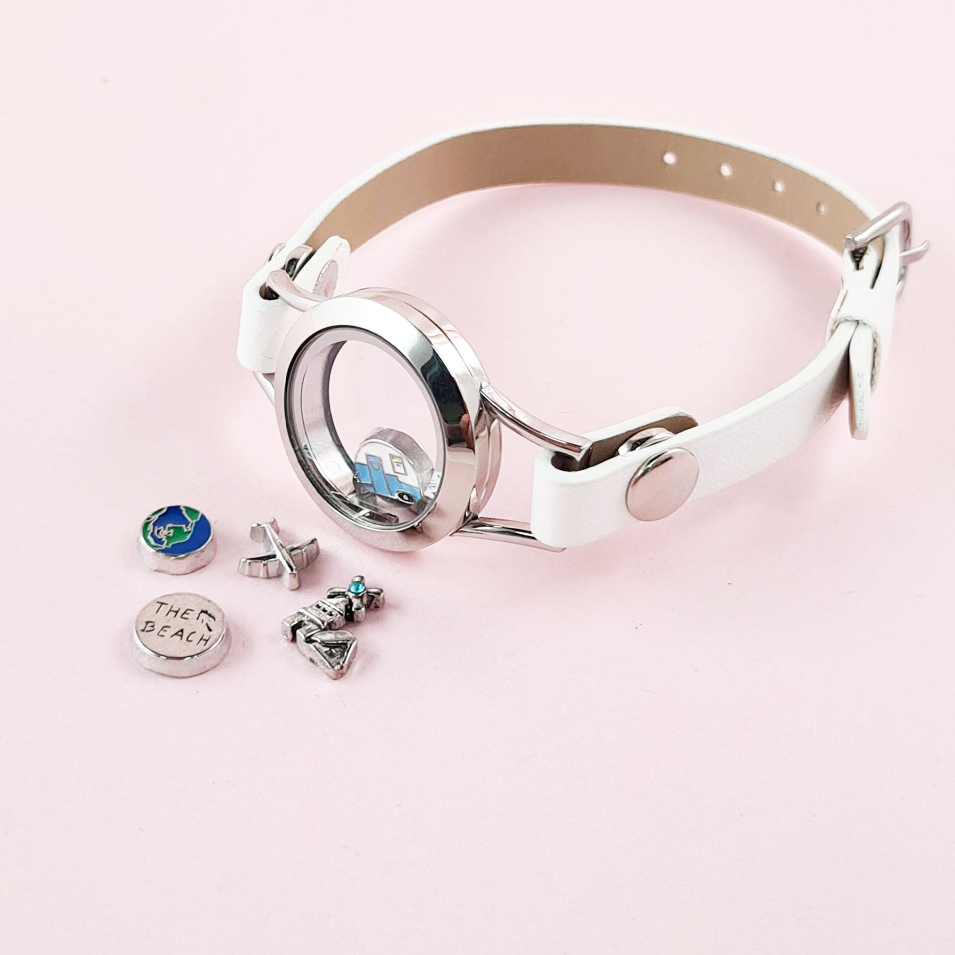 Floating Locket Band
