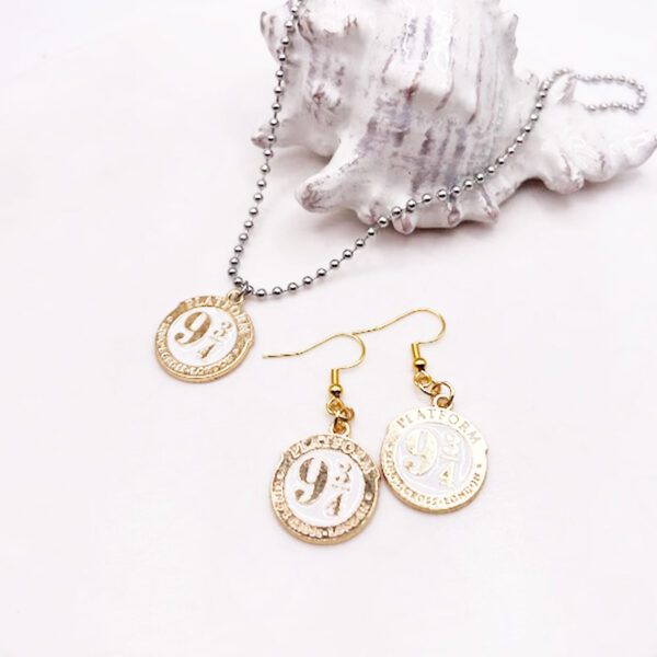 Hogwarts Platform Necklace