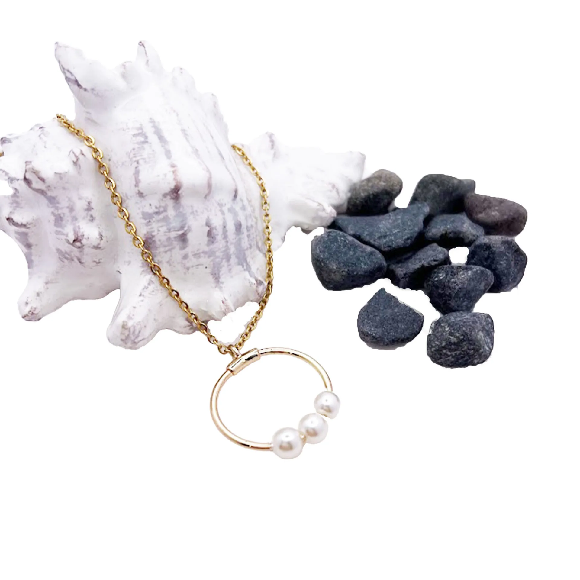 Charm O Necklace