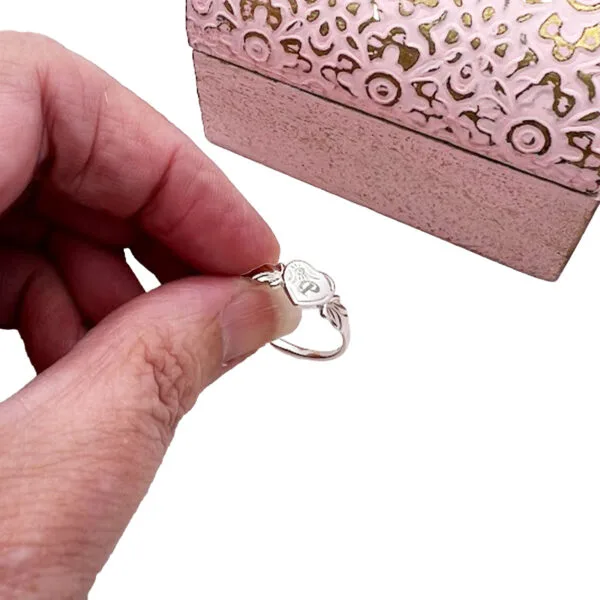 Birthstone Signet ring April T