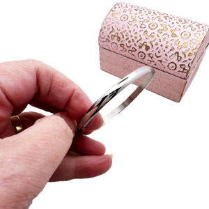 Solid Bangle 10 Solid Bangle