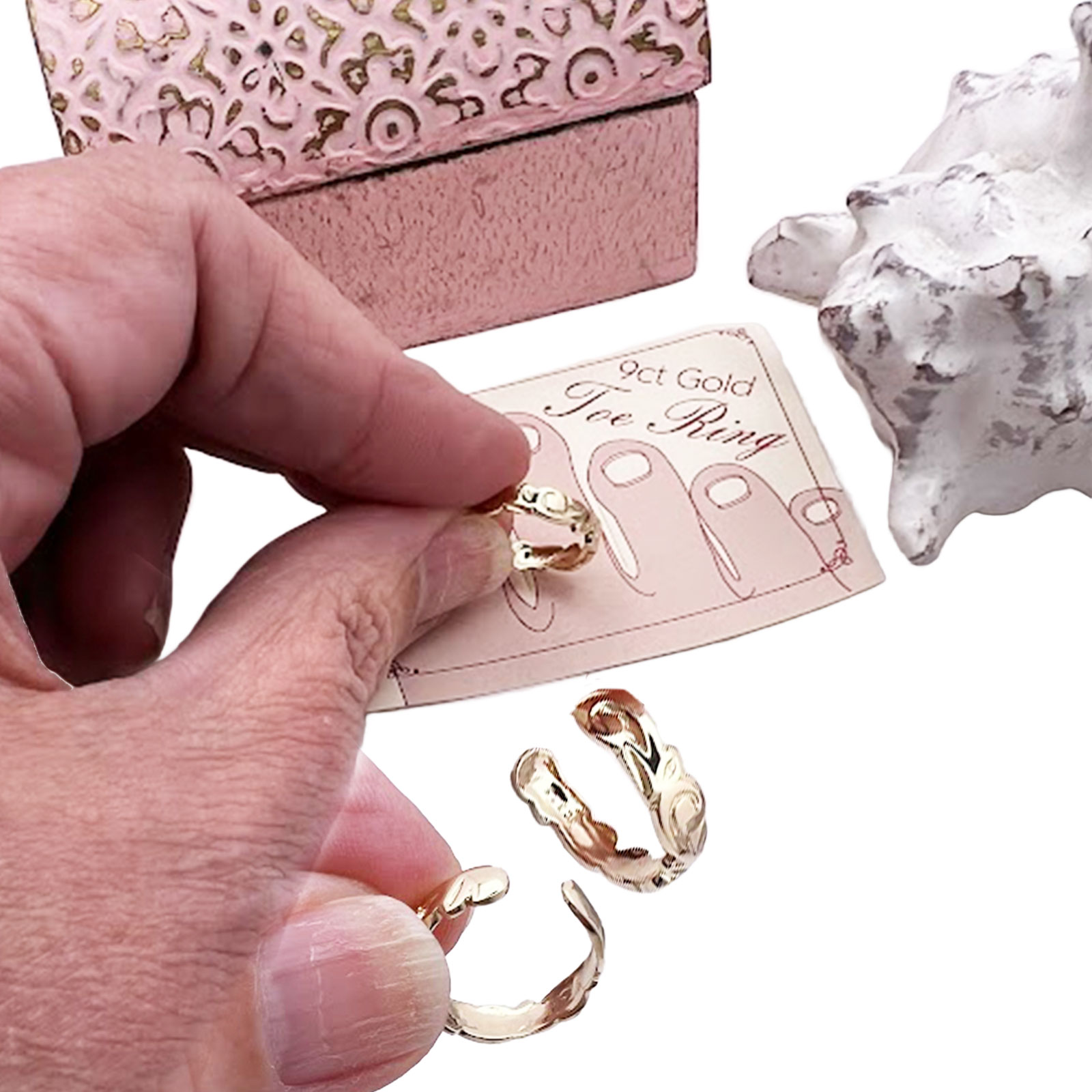 9ct Gold Toe Ring Scroll 1 9ct Gold Toe Ring