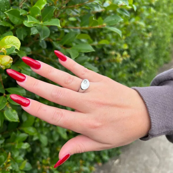 Signet ring