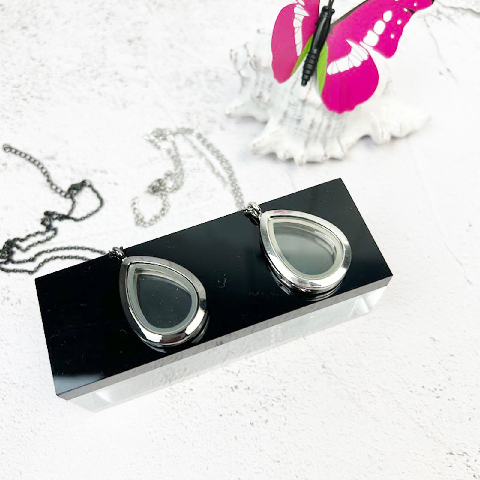 Teardrop Floating Locket